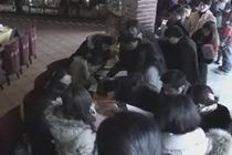 签到排长龙 网友踊跃签名